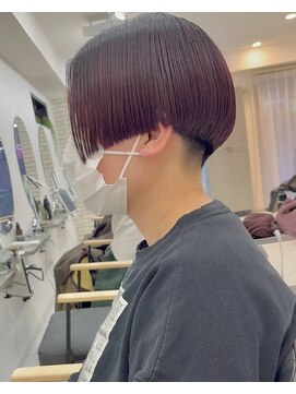 メモリーズ 銀座(Memories) ラインを魅せるモードなショートヘア