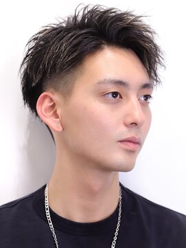 リップス 池袋(LIPPS) ツーブロック刈り上げアップバングホシノ