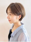 ショートナチュラル_斜めバンググレージュカラー_ba404742