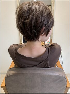 ルックアット(Look at) 【Look at】20代30代40代フレンチベージュ マッシュショート