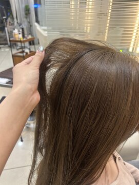 リル 茅ヶ崎(Liru:) 【よしだりこ】ブリーチなしダブルカラー/シアーカラー/茅ヶ崎