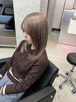 ジュエム(jouerm)&nbsp;ブリーチミルクティーカラー顔まわり似合わせレイヤーカット