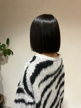 黒髪×ぱつっとボブ大人可愛いまとまりスタイル20代30代40代