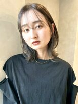 フィエル(Fier)&nbsp;堀江/レイヤーカット　ミルクティーベージュミディアム