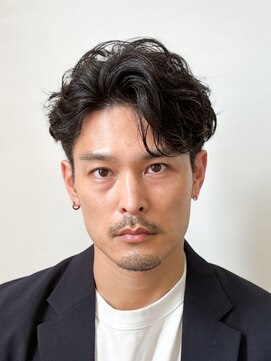 フィルムス 横浜(FILMS) 大人男子/フェザーパーマ/毛流れパーマ/横浜