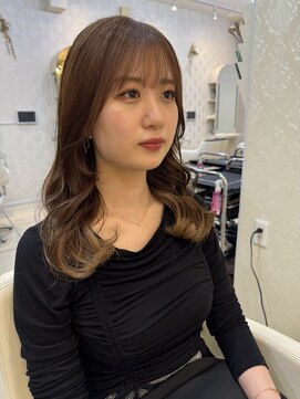 フレア(FLAiR) ２０代３０代明るめベージュカラー