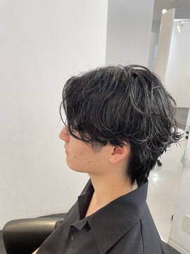 ナインバイトゥルース(9 NINE by truth) 【メンズ】センターパート×シャドウパーマ