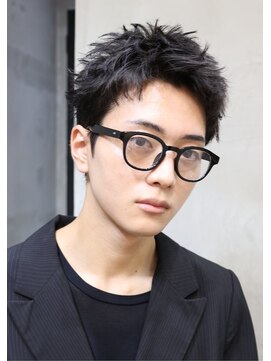 ルーツ(ROOTS) 黒髪アップバング毛束感ショート