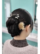 ビービー(BeB)&nbsp;【新垣】大人上品カチモリ風シニヨン