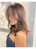 レイヤーカット ミディアムレイヤー ハイライトカラー