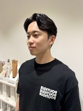 モリオフロムロンドン 大宮店(morio from London) センターパート×フェザーパーマ【かほ】