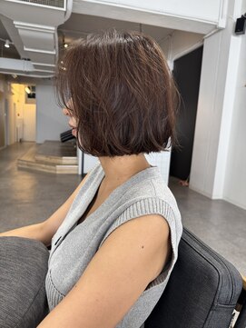リイチ(LIICHI) Quiet Luxury Bob