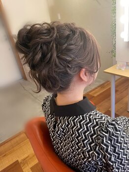 レアリー(Rarely)の写真/女性スタッフが多いサロンです。