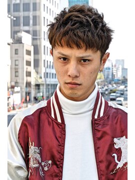 ブーケ(BOUQUET) 分け目なし・サイドツーブロック・ショート・フェザーマッシュ