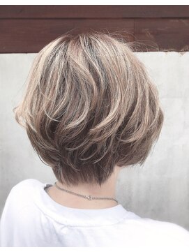 ナゴンスタイル(NAGON STYLE) ショートボブ