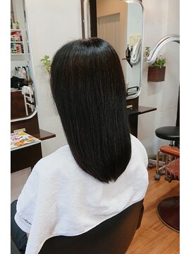 リリアン(riLian) 40代　アホ毛、切れ毛、バサバサ毛。縮毛矯正のダメージ