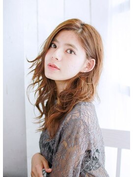 プティルカ(PutiLuca D.C.) 無造作ウエットロングスタイル