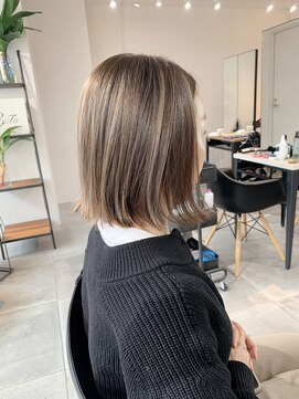 美容室 ツリー(Tree) ノンブローでおさまる大人スタイル『Tree hairsalon 』本厚木