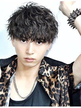 リップス 表参道店(LIPPS) 刈り上げツーブロック前下がりマッシュツイストスパイラルパーマ