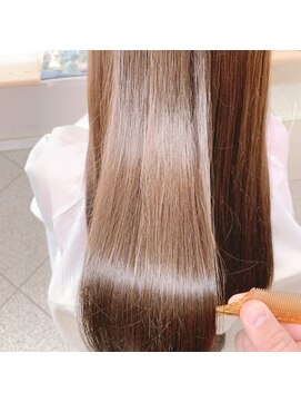 雨とランプ 髪質改善『ヘアエステ』【雨とランプ 縮毛矯正 琴似　髪質改善】