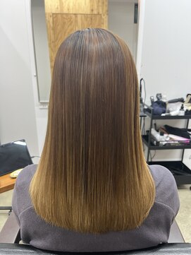 シキ(SHIKI) 艶髪ストレート