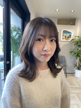 エミール(Emiile) 大人ミディ×ミルクティーベージュ