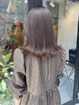 ソート(sot)&nbsp;透明感たっぷりオリーブベージュ！[横浜/横浜駅]