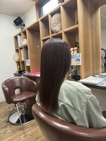 クネア(kunea)&nbsp;梅雨対策に！ナチュラルストレート/グレーベージュ