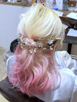 ブレイズヘアー(BLAZEhair) 【ハイトーン】ヘアアレンジ×ホワイトブロンド×ペールピンク