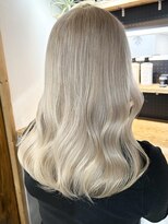 キラ 原宿(KILLA)&nbsp;◇ 前髪/アンブレラカラー/こなれミディ/イメチェン/ハイトーン