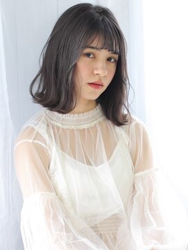 シロフイケブクロ(shirof ikebukuro) 暗髪 黒髪 切りっぱなしボブ