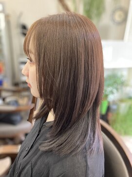 ヘアーアンドメイク フラット ヒルズ(Hair&Make FLAT HILLS) レイヤーカット