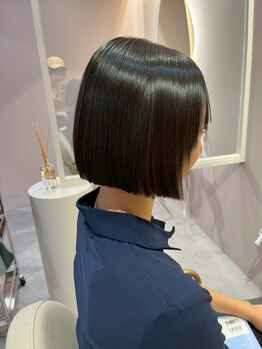 ナンバーセカンド(Number 2nd)の写真/【六本松駅5分】美髪になりたいなら≪Number2nd≫へ☆髪質改善トリートメントで潤い溢れる美髪を叶えます*