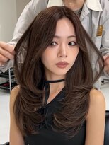 ヨロ 渋谷(YOLO) 韓国ヘアーハッシュカットレイヤーカットハイライトカラー