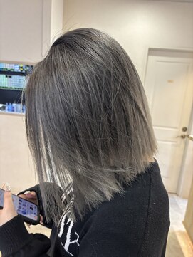 リア 近鉄八尾店(Lia) バレイヤージュ