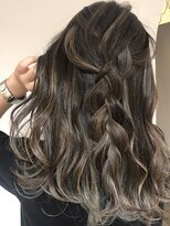 アネラ(Anela)&nbsp;.