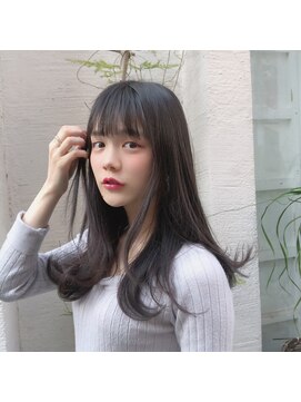 ウーロス(uros.) ナチュラル☆セミロング