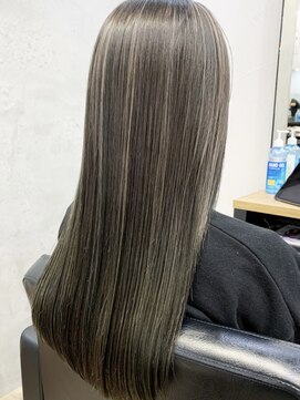 キラ 渋谷(KILLA) ハイライトグレージュ/ホワイトアッシュ/コンサバ/ブリーチなし