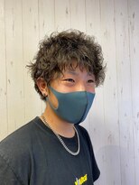 ヘアー リードレス(hair Re:dress) 束感つや髪パーマ×ビジネスカジュアル爽やかショート耳出し