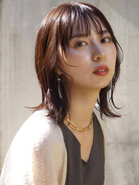 アトリエ フェム(atelier.fem) [ミディアム]顔周りの動きが可愛い外ハネミディアム