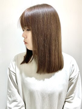 フォーク FOLK 【FOLK】透明感ナチュラルベージュ☆似合わせパツっとカット♪