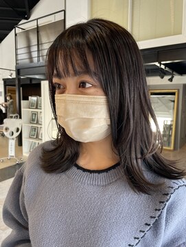 モア 岡崎(more) 柔らかレイヤースタイル × 艶ブラウン