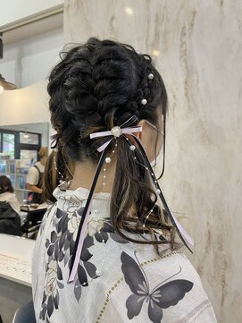 ラビス(Lovis) ミディアム/暗めカラー/デザインカラー/フェイスフレーミング