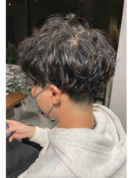 ユーリ(JUURI) ツイスト・スパイラル