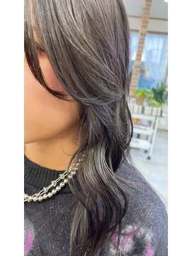 アンテール(UNTERRE) アッシュグレージュカラー