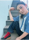 ラフにタイトにポニーテール