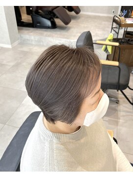 バートランド 白楽(Bertland) 髪質改善/ショート/ショートボブ/白髪ぼかし/ベージュ/縮毛矯正