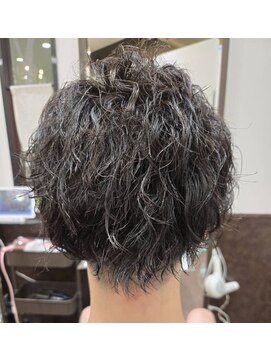 ヘアー&メイク ルナルナ 明和店 HAIR&MAKE LUNA LUNA ツイストスパイラルパーマ