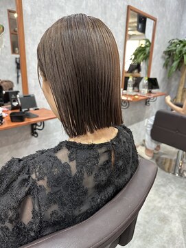 シールドヘアー 沖縄 新都心(C'LD Hair) 髪質改善/縮毛矯正/ぱつっとボブ/切りっぱなしボブ/カット