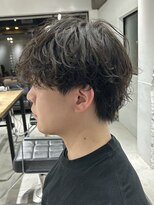 フゾンカウチ(fuzon kauti)&nbsp;メンズカットツーブロックシャドーパーマヘッドスパボブショート